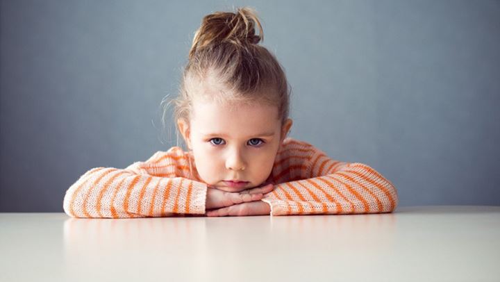 4 πράγματα που πυροδοτούν τα ξεσπάσματα των νηπίων