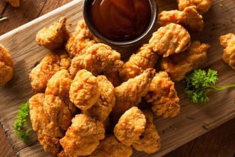 Σπιτικές κοτομπουκιές που λατρεύουν τα παιδιά!