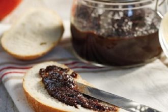 Σοκολατένια μαρμελάδα μήλου