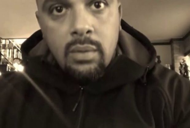 Το πρωτοπαλίκαρο του Αρτέμη Σώρρα επιτίθεται στον Κ. Φλαμή – ΔΕΙΤΕ ΒΙΝΤΕΟ