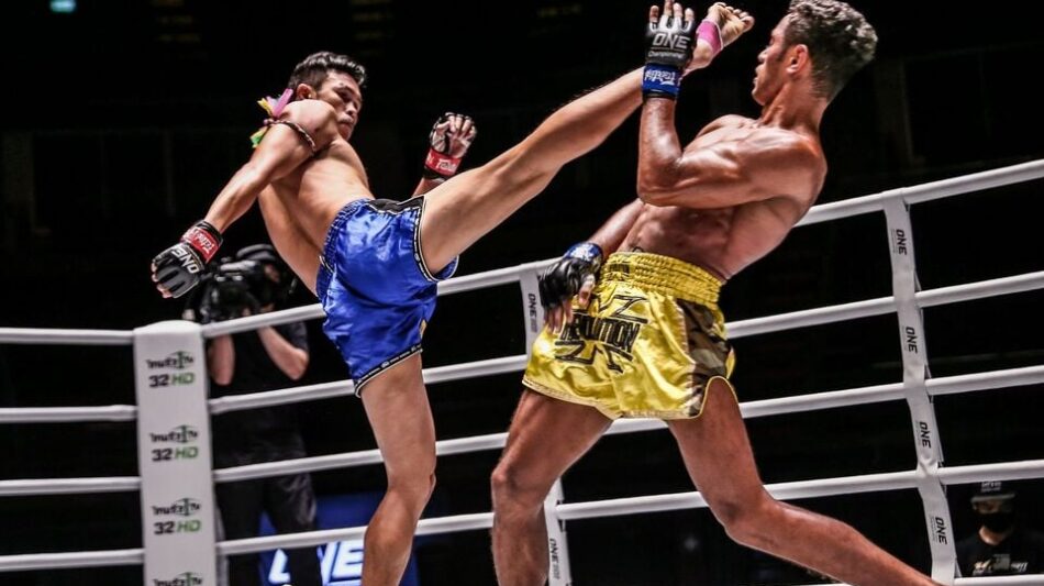 Πάτρα: Κατέρρευσε Ρώσος προπονητής Muay Thai - Δραματικές στιγμές, τον επανέφερε γιατρός