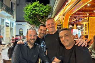 Νεκτάριος Φαρμάκης: Στιγμές χαλάρωσης μετά τον θρίαμβο