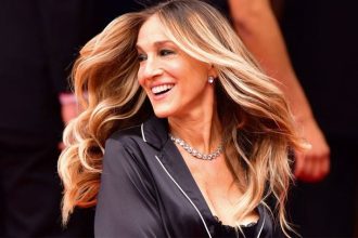 Τα sneakers της Sarah Jessica Parker που πρέπει να βάλετε στη συλλογή σας!