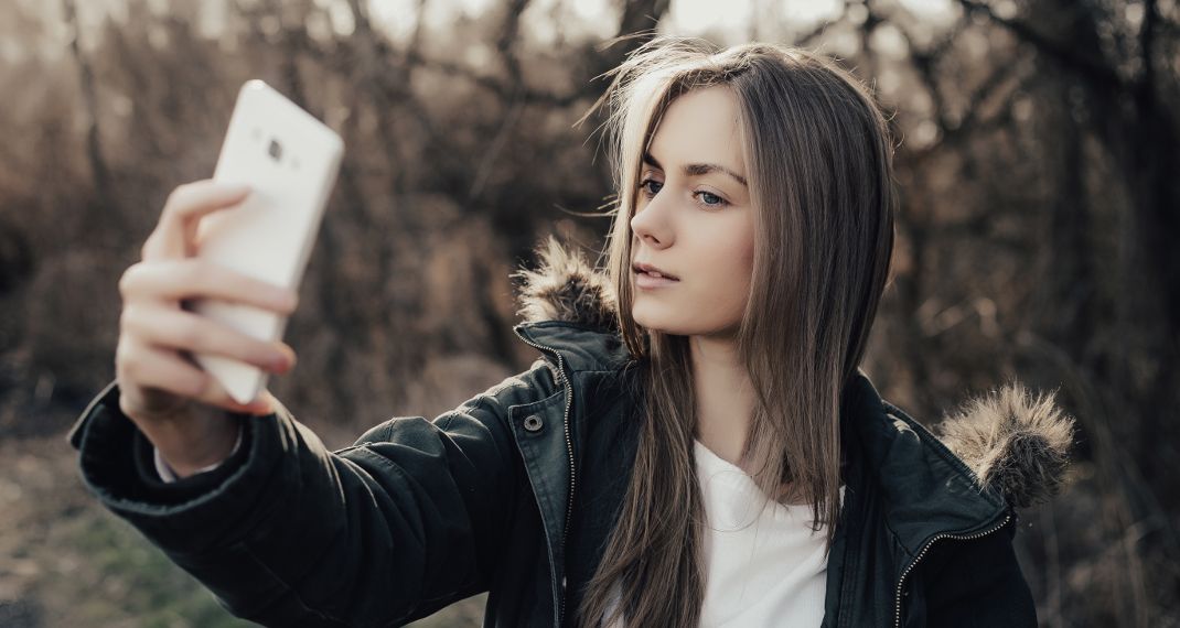 Θέλεις να δείχνεις νεότερη; Το μυστικό κρύβεται στα φρύδια σου