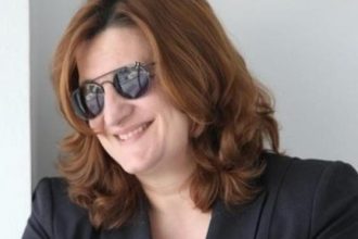 Aυτά που λες μπαρμπα Φώτη. Μου θύμησες το φίλο που σ΄ έλεγε... νεωκόρο