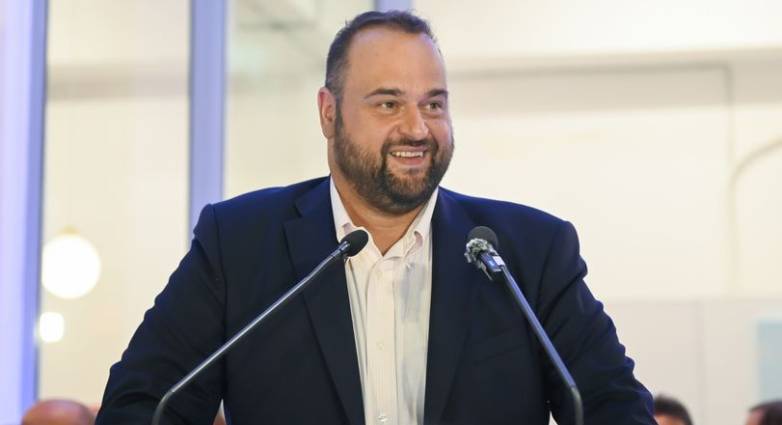 Οι ευχές του Βασίλη Αϊβαλή