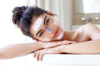 5 βήματα για καθαρό και απαλό δέρμα