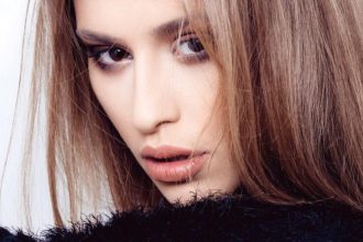 Τα 5 tips για να κάνεις τα χείλη σου να δείχνουν μεγαλύτερα