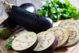 Μελιτζάνες γιουβέτσι