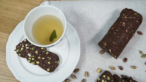 Κορμός με παξιμάδια ολικής άλεσης με 4 δημητριακά και χαρούπι