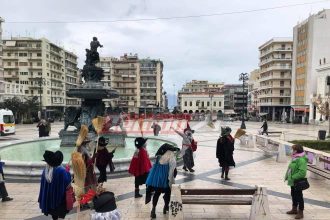 Πάτρα: Βγήκαν στους δρόμους οι Μπεφάνες (ΦΩΤΟ-ΒΙΝΤΕΟ)