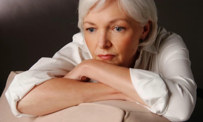 Εμμηνόπαυση και αϋπνία επιταχύνουν την γήρανση των γυναικών