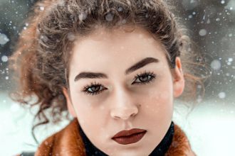 5 πράγματα που ΠΡΕΠΕΙ να κάνεις πριν βγεις να παίξεις με το χιόνι