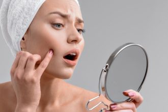 Επτά λόγοι που εμφανίζονται σπυράκια στο πρόσωπο