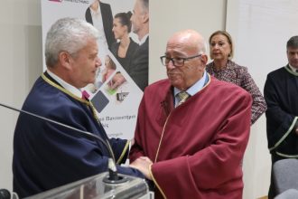 Τελετή αναγόρευσης του Καπετάν Παναγιώτη Τσάκου σε Επίτιμο Διδάκτορα του Ελληνικού Ανοικτού Πανεπιστημίου