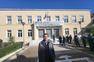 Ο Κώστας Καρπέτας στις κινητοποιήσεις για την κατάργηση του Πρωτοδικείου Μεσολογγίου