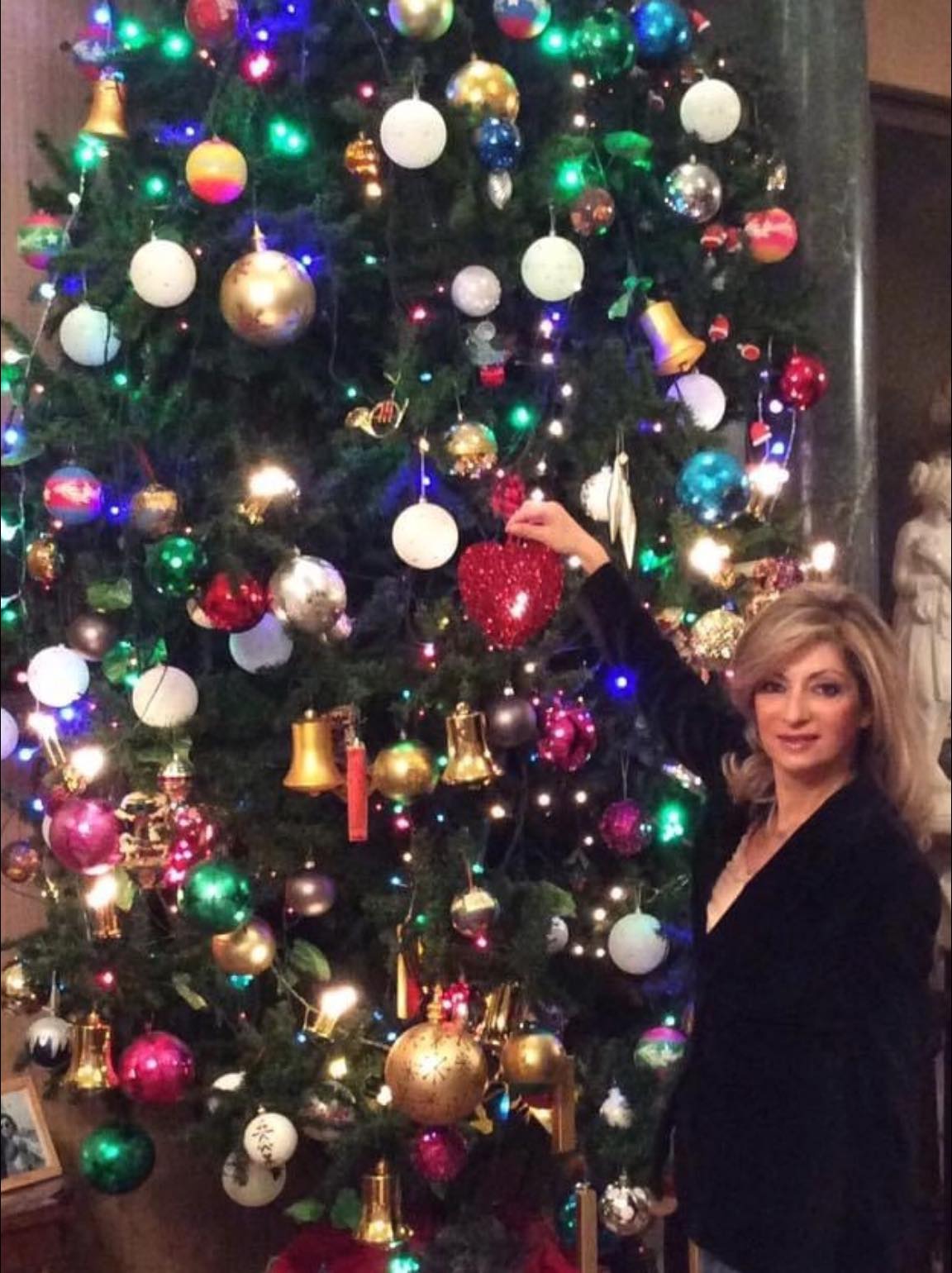 Βίβιαν Σαμούρη: Το 2024 να είναι ειρηνικό και δίκαιο