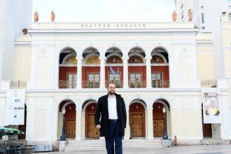 "Βροχή" ευχών στον Βασίλη Αϊβαλή