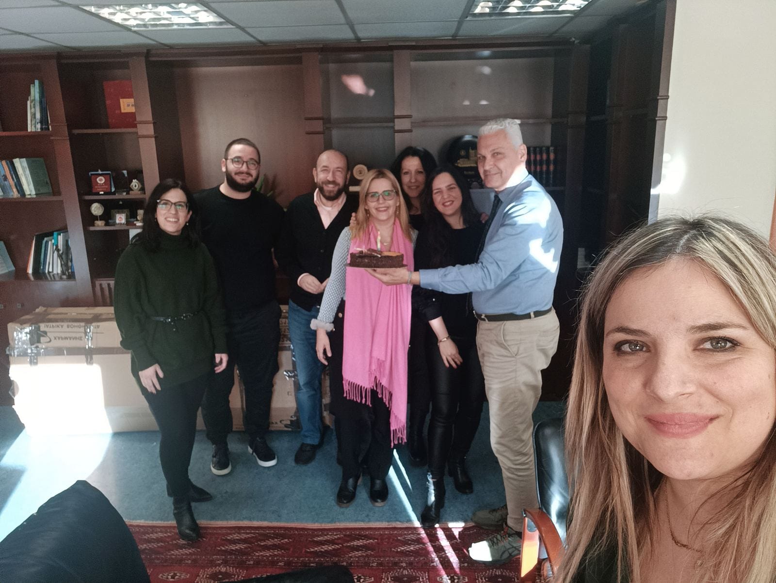 Η τούρτα έκπληξη για τον Φωκίωνα Ζαΐμη