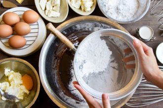 Κέικ με σταφίδες