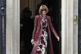 H Αννα Γουίντουρ αποκαλύπτει τι δεν πρέπει να φοράς ποτέ σε μια συνέντευξη για δουλειά