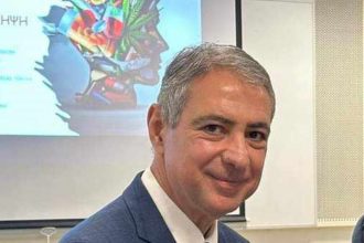 Μέρα γιορτής για τον Γιάννη Καρβέλη