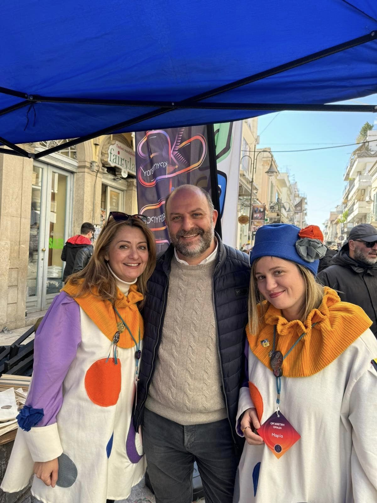 Βαγγέλης Καραχάλιος: ...Τετραγωνίζοντας τον κύκλο!