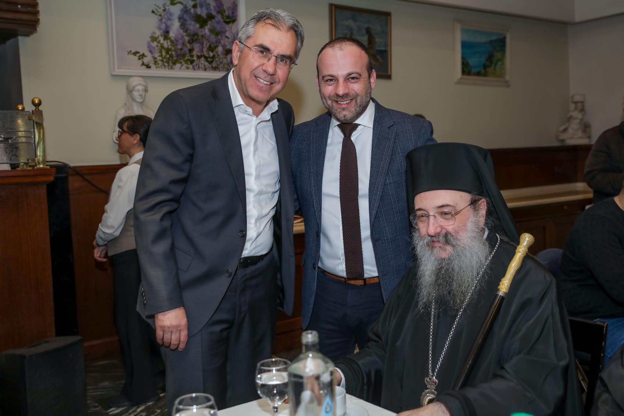 Θέμης Μπάκας: Στην πίτα με Μητροπολίτη και Δήμαρχο