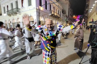 Βαγγέλης Καραχάλιος: Ο Πρόεδρος του ΤΕΕ έβαλε την στολή του και βγήκε στους δρόμους