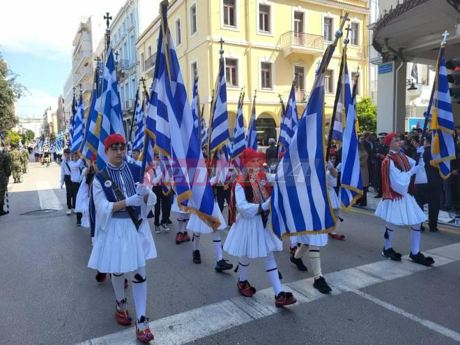 25η Μαρτίου - Πάτρα: Με μεγαλοπρέπεια και περηφάνια η παρέλαση για την Εθνική Επέτειο (ΦΩΤΟ-ΒΙΝΤΕΟ)