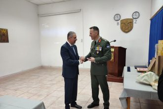 ΚΕΤΧ Πάτρας: Μια εικόνα της Παναγίας της Γιάτρισσας για τον απερχόμενο διοικητή