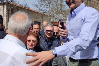 Επική ατάκα Μητσοτάκη στα Καλάβρυτα!