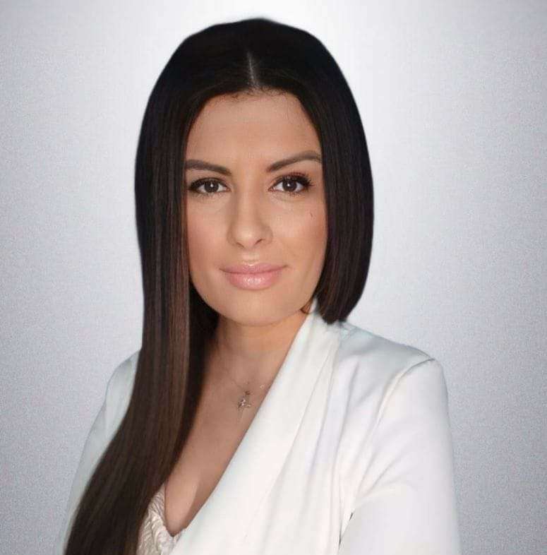 Υποψήφια ευρωβουλευτής η κόρη του Θανάση Νταβλούρου