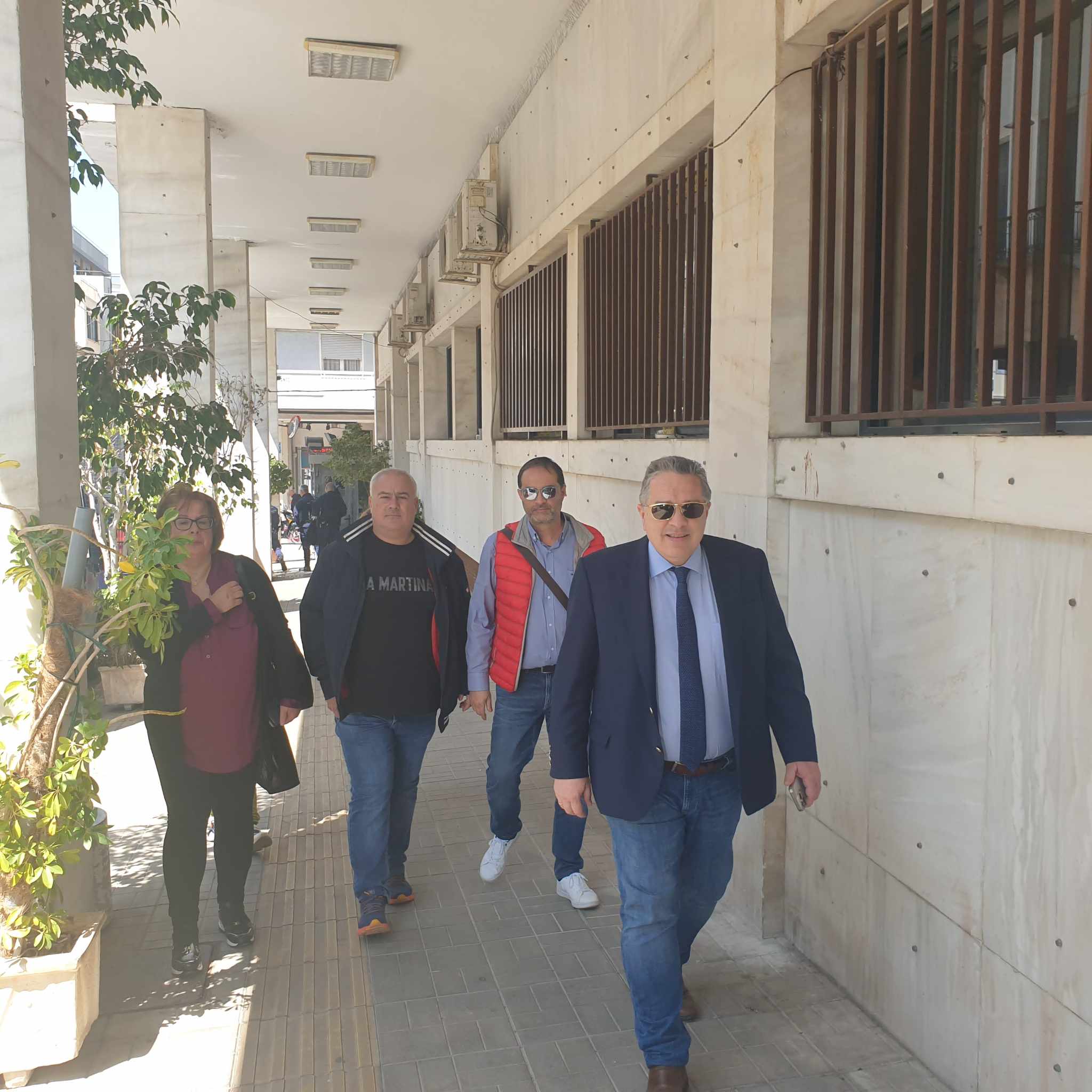 Στο Β΄ Αστυνομικό Τμήμα η παράταξη «Πάτρα Ενωμένη» με αφορμή την καταγγελία για ξυλοδαρμό των συμβασιούχων του Δήμου