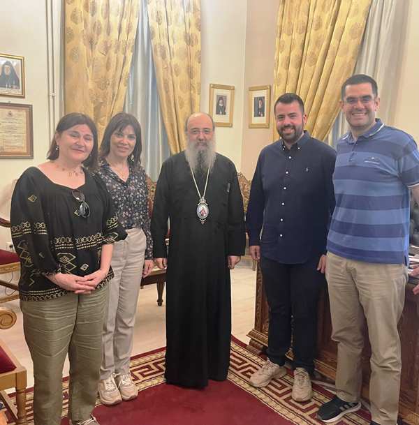 Ο Σύλλογος Αρκάδων Πάτρας επισκέφθηκε τον Σεβασμιώτατο Μητροπολίτη κ.κ. Χρυσόστομο ενόψει του Πάσχα