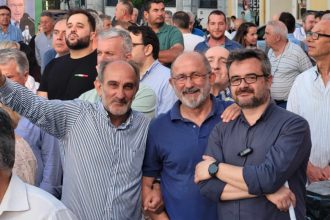 Απόστολος Κατσιφάρας: Είδε την συγκέντρωση του ΠΑΣΟΚ από ...τα ορεινά!