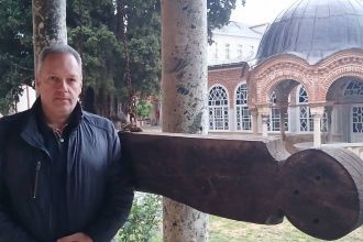Στο Άγιο Όρος ο υποψήφιος ευρωβουλευτής της "ΝΙΚΗΣ" Φώτης Ηλιόπουλος