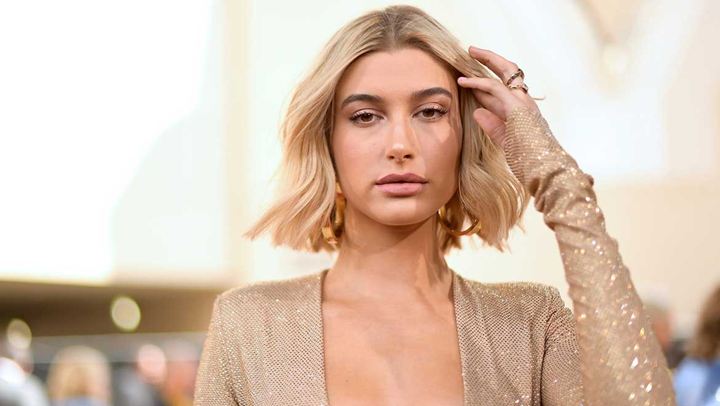 6 Stylish χτενίσματα για εσάς που έχετε κοντά μαλλιά