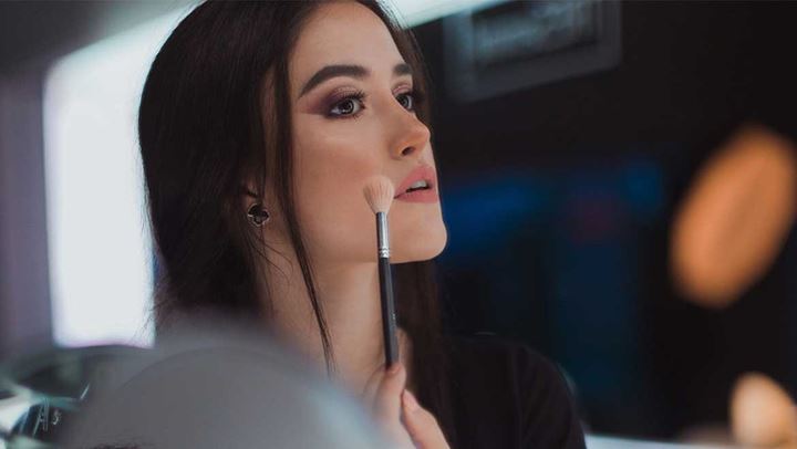 Setting spray: Το αόρατο πέπλο προστασίας του μακιγιάζ- Δείτε πώς να το φτιάξετε μόνες σας!