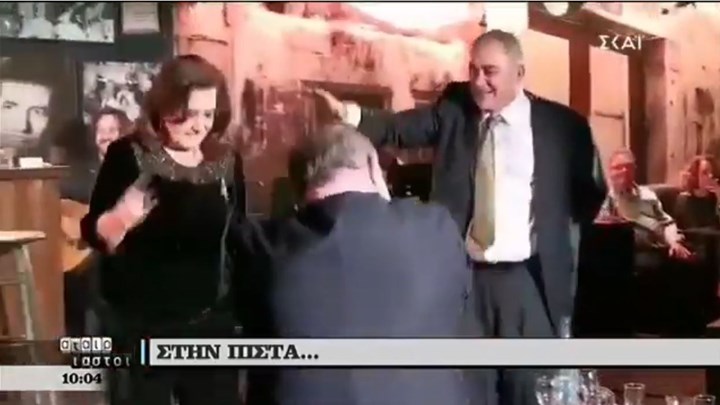 Το ιδιαίτερο τσιφτετέλι της βουλευτή του ΣΥΡΙΖΑ Μεγαλοοικονόμου - ΒΙΝΤΕΟ