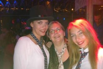 Τα 'δωσαν όλα οι δικηγόροι στο χορό της γραβάτας - ΔΕΙΤΕ ΦΩΤΟΓΡΑΦΙΕΣ