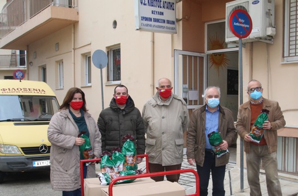 Πάτρα: Οι σοκολατορίχτες στην "Κιβωτό Αγάπης"