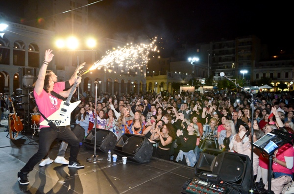 Αλμα Ζωής Αχαΐας: Η νύχτα βάφτηκε ΡΟΖ με τους "15 50"