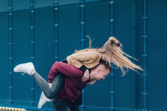 Μία καθημερινή συνήθεια που μπορεί να καταστρέψει τη σχέση σου