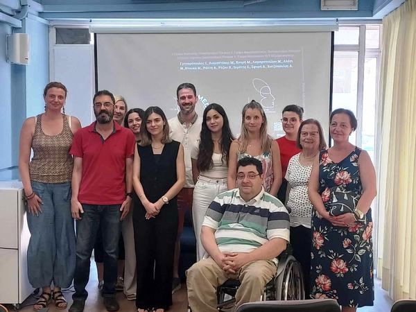 Σε ενημερωτική εκδήλωση που διοργάνωσε το Κοινωφελές Σωματείο "Φροντίζω" ο Αντώνης Χαροκόπος