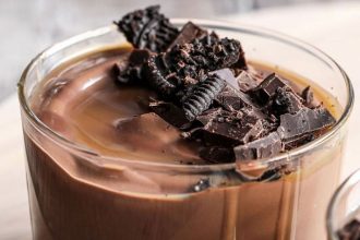 Μους σοκολάτας χωρίς γλουτένη με λίγες θερμίδες