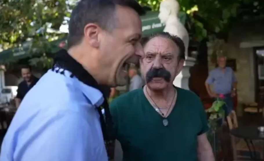 Με κρητικό σαρίκι περιόδευε στα Ανώγεια ο Δούκας - Η μαντινάδα που του αφιέρωσε Κρητικός