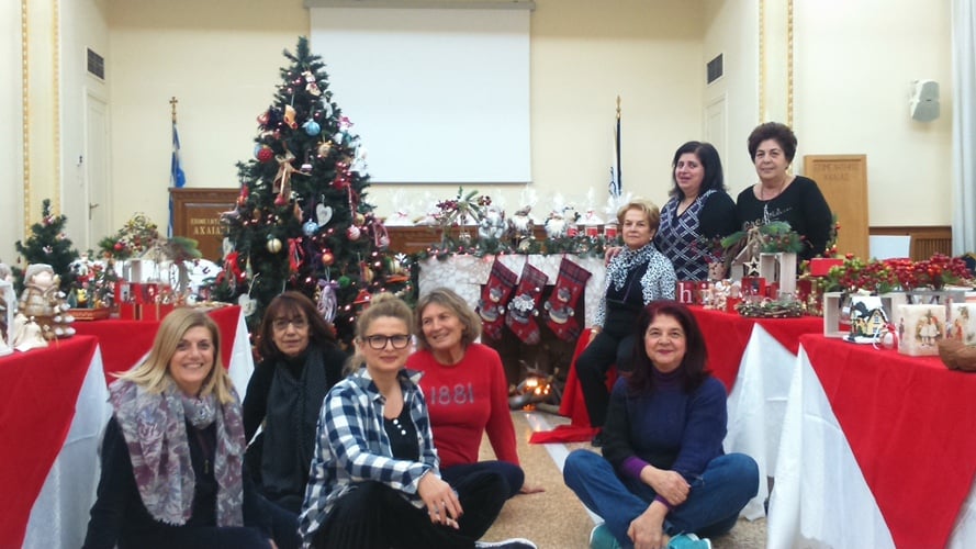 "Φλόγα": Χριστουγεννιάτικη εορταγορά και σήμερα