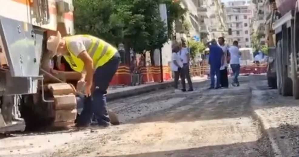 Πάτρα: Οι έμποροι ζητούν να σταματήσουν τα έργα πεζοδρόμησης της Μαιζώνος στις γιορτές