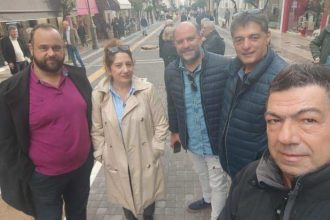 Ο Βασίλης Αΐβαλής στην απεργιακή συγκέντρωση